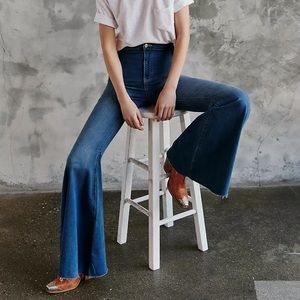 Free People just float on flare jeans NWT